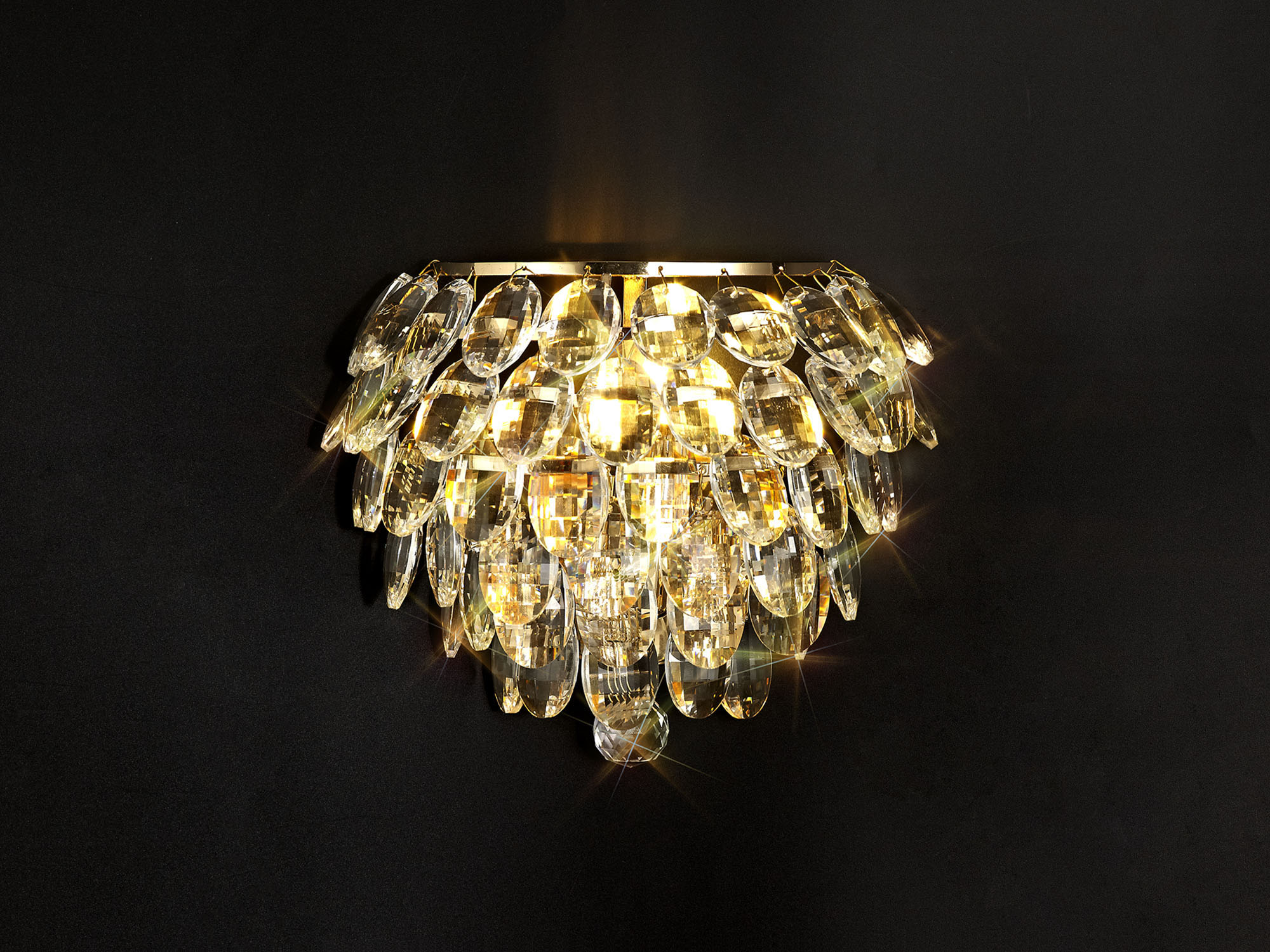 IL32807  Coniston Wall Lamp 1 Light French Gold